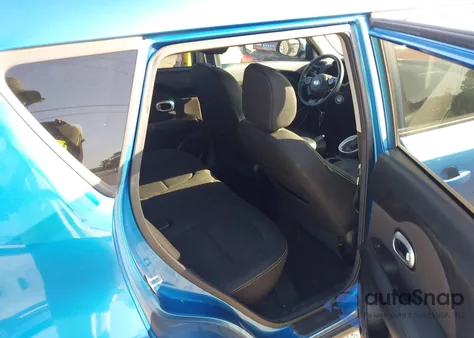 2016 Kia Soul + z USA, uszkodzony, nr VIN KNDJP3A55G7301375